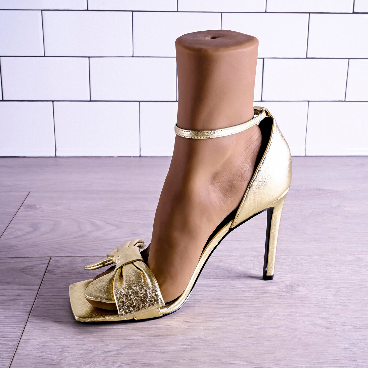 V4H3A25AA2A6CBF70F0E3F69B5BAB05DC64R4902830P6